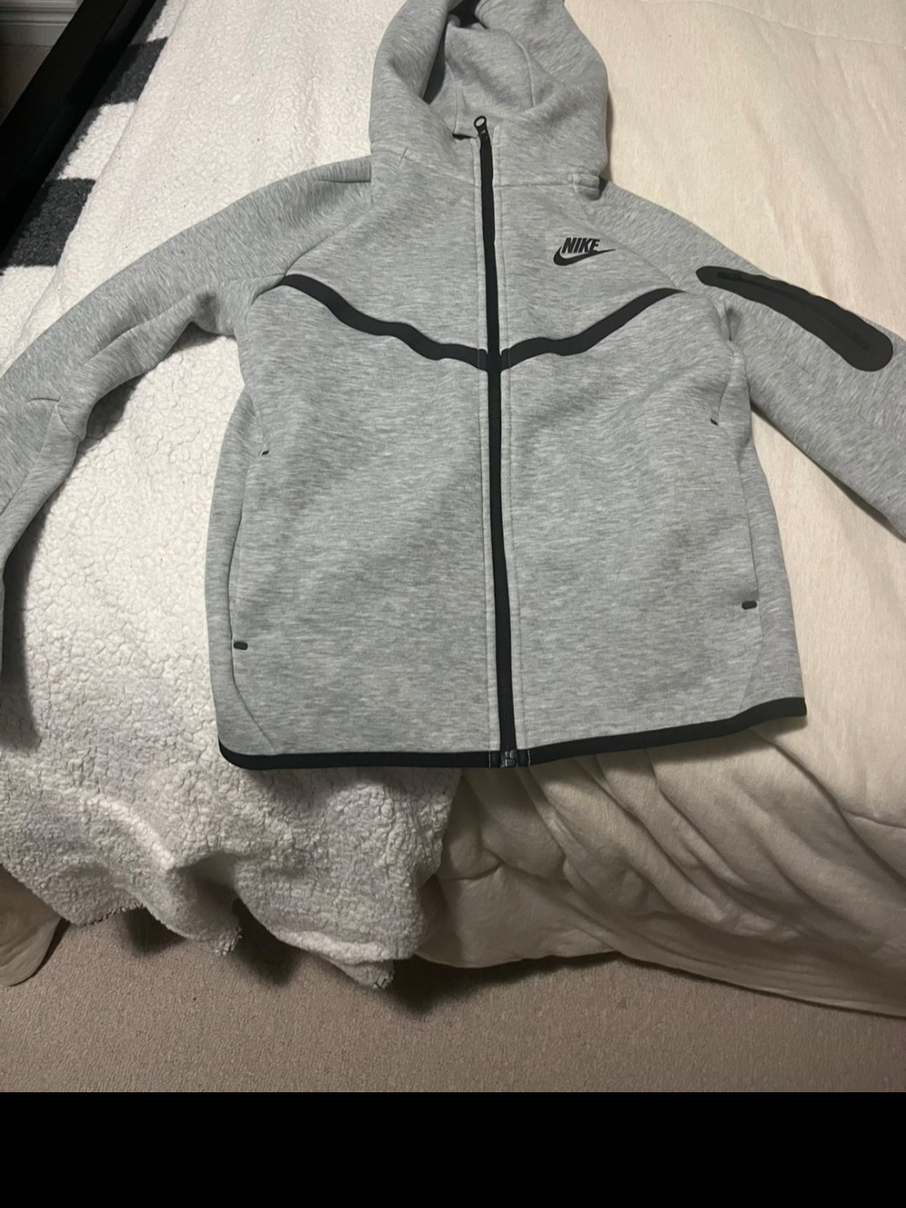 Nike tech gray youth medium